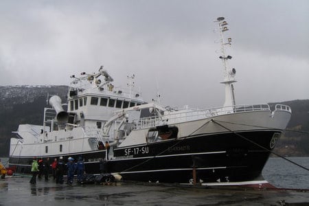 Read more about the article Conversion of fishing vessel ‘Sjarmør’ SF-17-SU