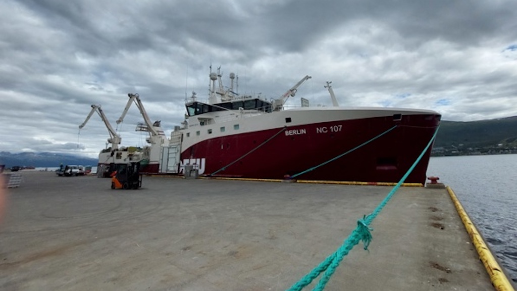 Read more about the article Heading for Greenland after Barents Sea season