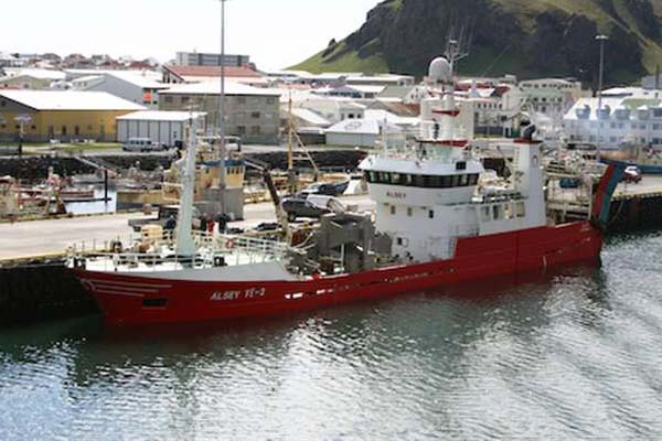 Read more about the article Fishing Chief criticizes the Icelandic Parliament for intervention