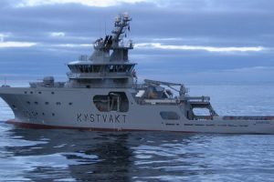 Norwegian Coast Guards detained Russian trawlerr Melkart - @ Fiskerforum