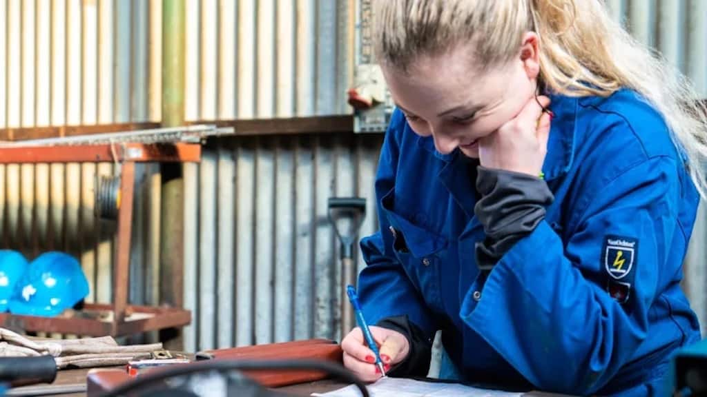 Read more about the article Encouraging a new generation of shipbuilders