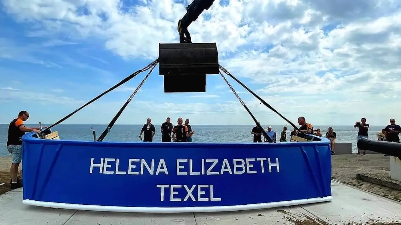 Read more about the article Scrapped trawlers’ memorial