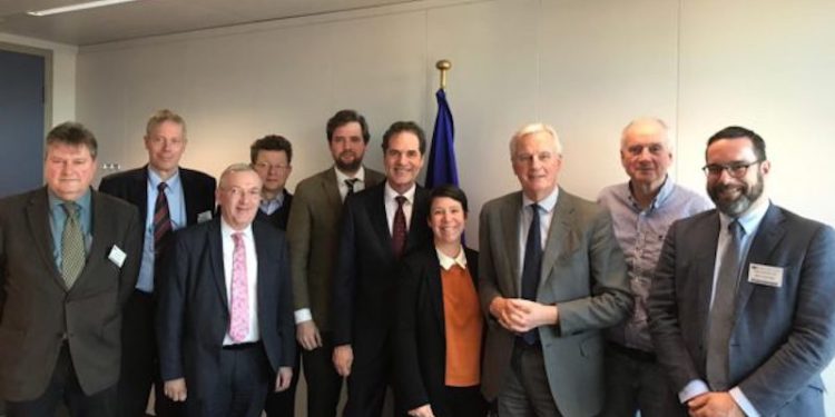 EUFA members with Michel Barnier. Image: EUFA - @ Fiskerforum
