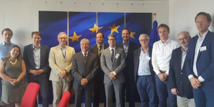 EU Commissioner Karmenu Vella with the Europêche representatives - @ Fiskerforum