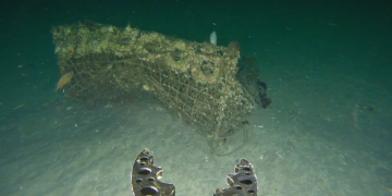 Clearing lost gear with ROV