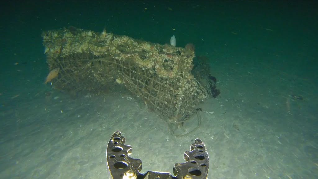 Read more about the article Clearing lost gear with ROV