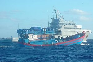 BM2 D’Entrecasteaux and a boarded fishing vessel - @ Fiskerforum