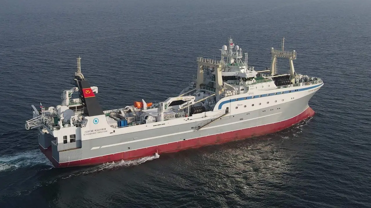 Read more about the article Far East factory trawler heads home