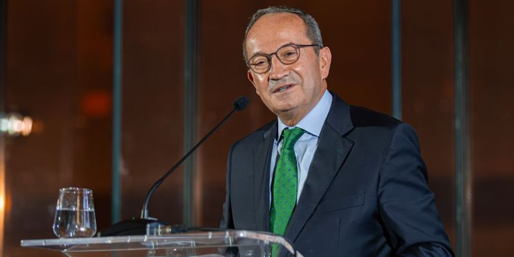 Read more about the article Industry veteran retires