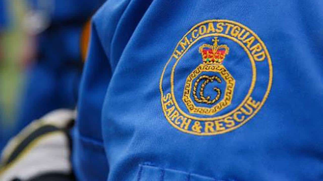 Read more about the article Search for two missing crew continues