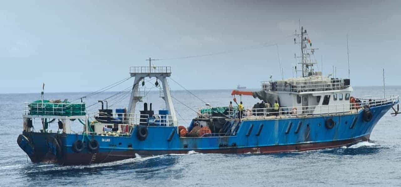 Read more about the article Co-operation frees hijacked fishing vessel