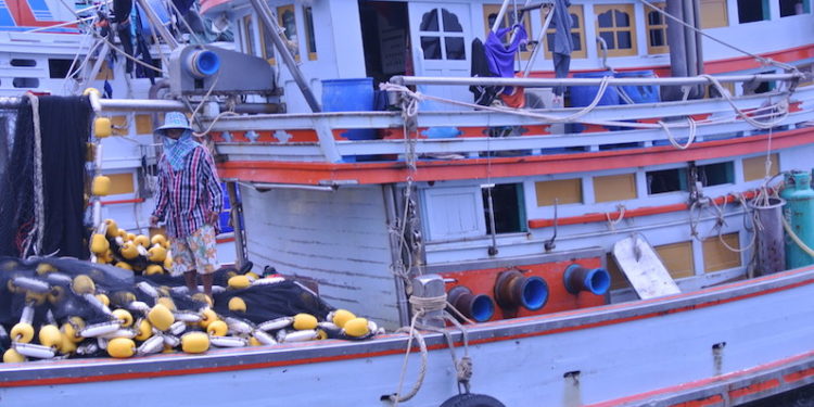 Thai fishing vessel - @ Fiskerforum
