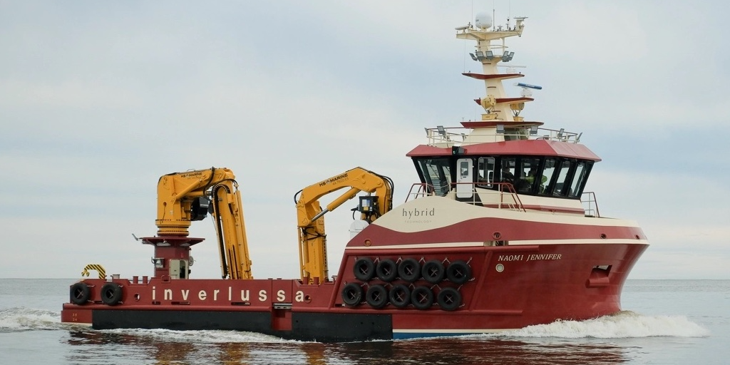 Read more about the article Macduff delivers hybrid aquaculture support vessel