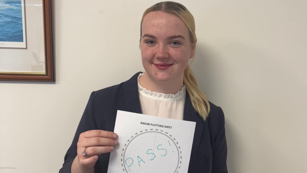 Read more about the article First Manx female fisher completes Class 2