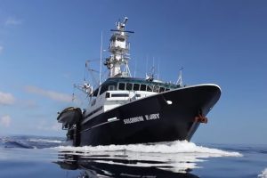 A tuna vessel operating in PNA waters - @ Fiskerforum