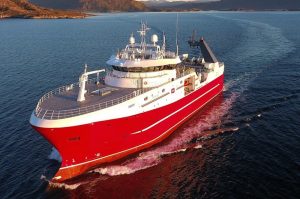 Remøy was escorted to Murmansk - @ Fiskerforum