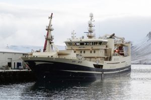 Beitir alongside in Seyðisfjörður earier this week with 3000 tonnes of blue whiting - @ Fiskerforum