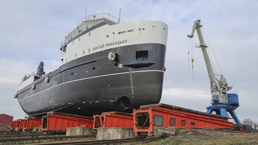 Read more about the article Crab catcher launched at Nobel Brothers yard