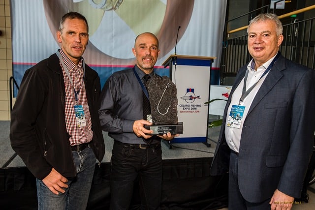 Read more about the article Award for small boat fisherman