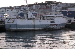 IUU-listed fishing vessel Tchaw is docked in Vigo and as it is included in the list of IUU vessels