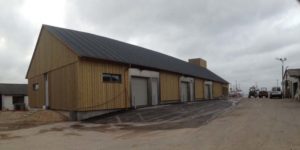 New fish house at Thorupstrand.  Photo:  Fishmonger at ThorrupStrand - Hvide Sande Skibssmedie - @ Fiskerforum