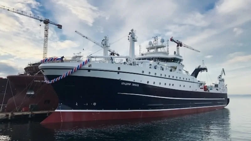 Read more about the article Russian Fishery Company takes delivery of first of new trawler series
