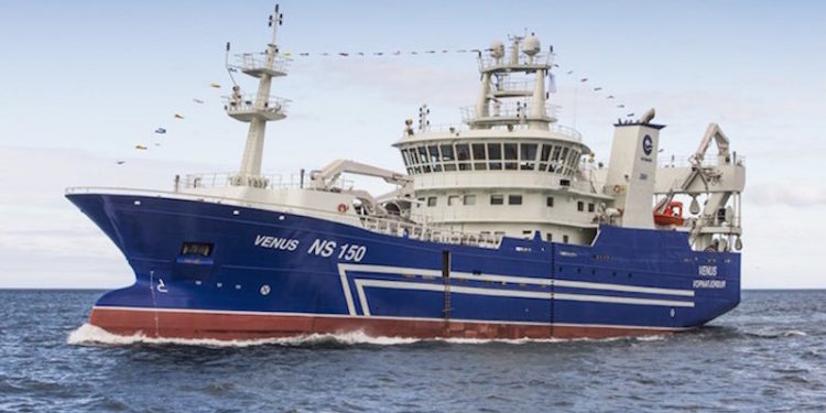 HB Grandi's pelagic vessels are fishing for blue whiting - @ Fiskerforum