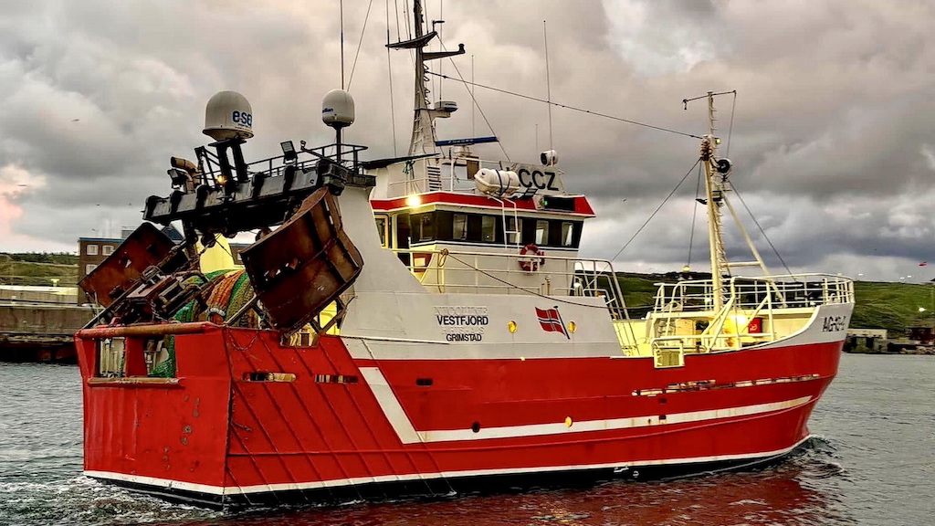 Read more about the article Vestfjord safe in port after dramatic rescue