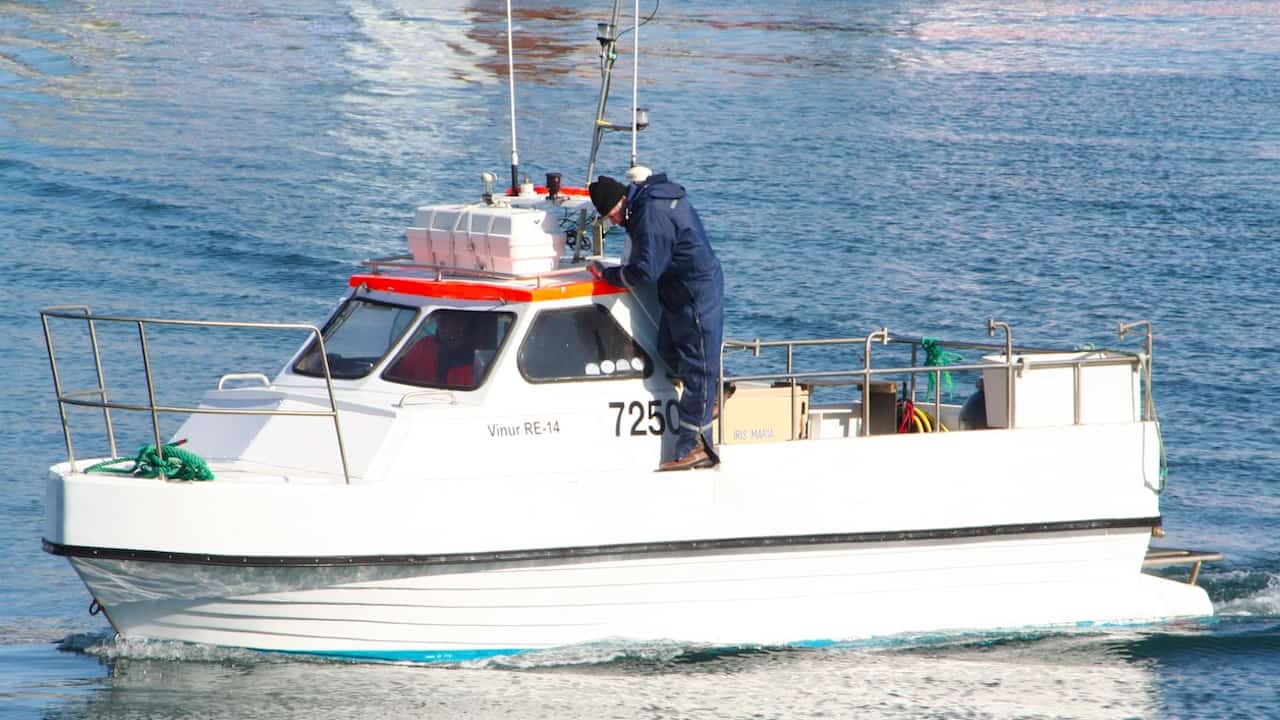 Read more about the article Minister boosts coastal fishery quota