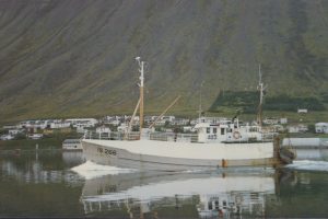 Shrimp trawler in Ísafjörður - @ Fiskerforum