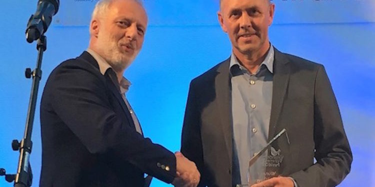 The innovative product award at the Icelandic Fisheries Exhibition was presented to Vónin’s Hjalmar Petersen for the Flyer lift device - @ Fiskerforum